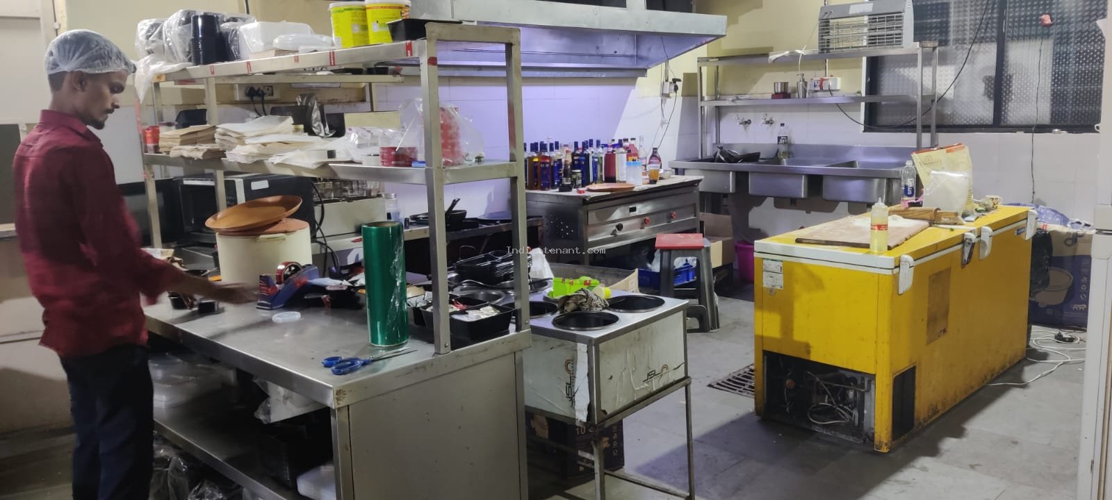 Fully Furnished Cloud Kitchen for Rent in Hadapsar, Pune | Indiantenant