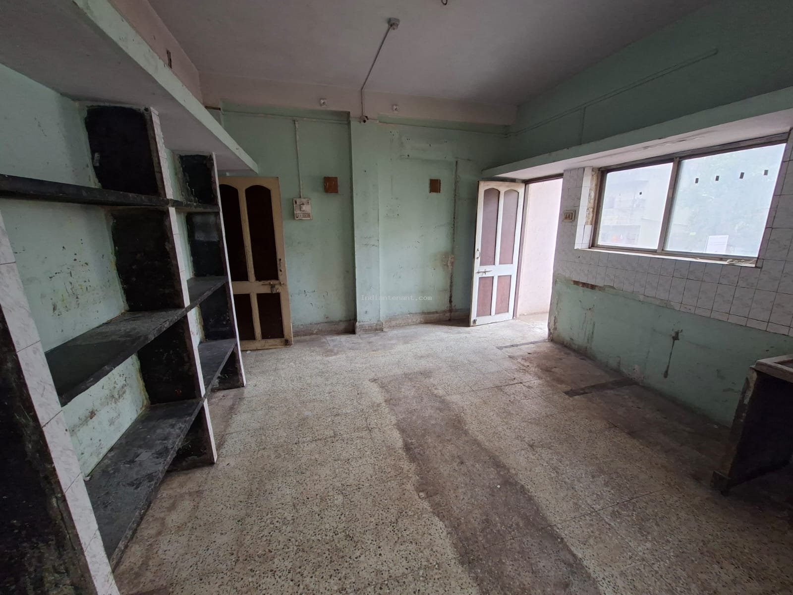 Shop suitable for clinic, office for Rent in Bhaji Market, Chadan Nagar, Pune